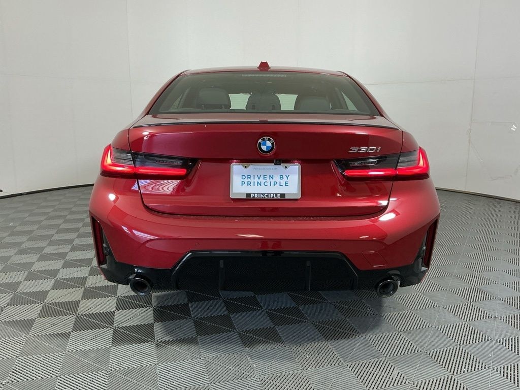 New 2026 BMW 330i Sedan