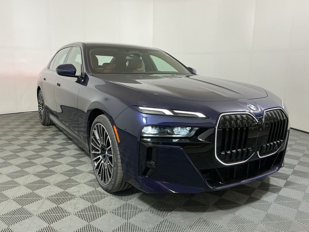 New 2026 BMW 740i xDrive Sedan