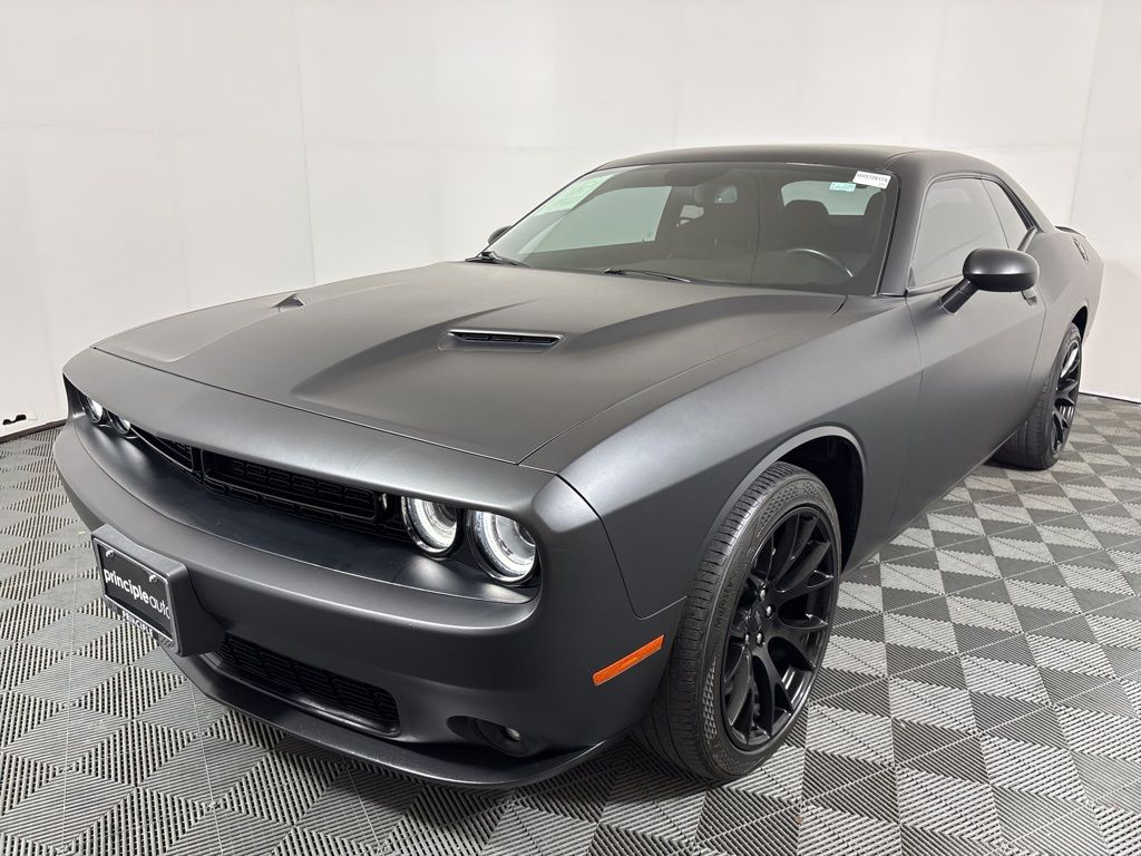 Used 2021 Dodge Challenger SXT with VIN 2C3CDZAG3MH572817 for sale in San Antonio, TX