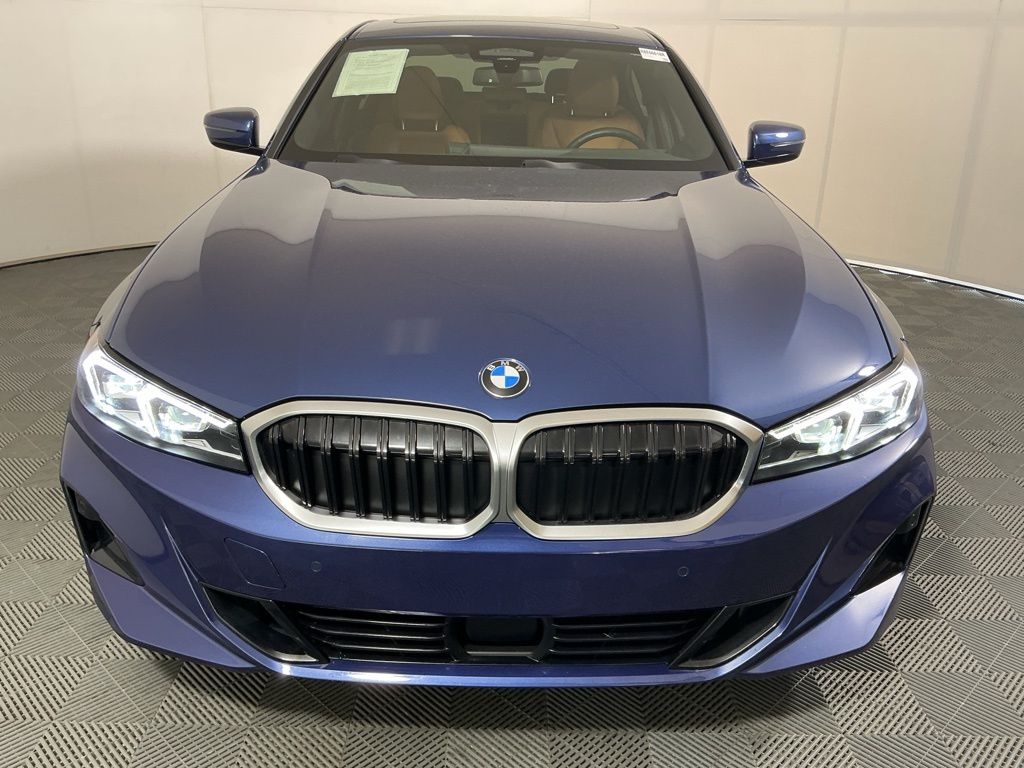 2024 Bmw 330i Sedan photo 3