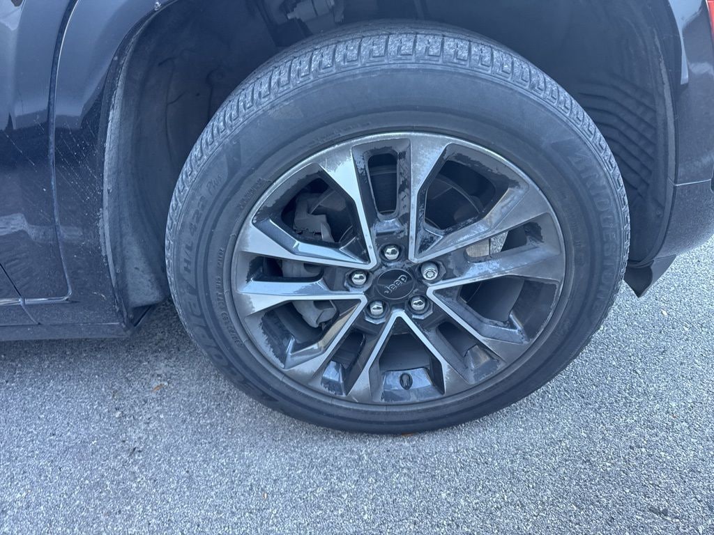 Used 2023 Jeep Grand Cherokee L Overland SUV