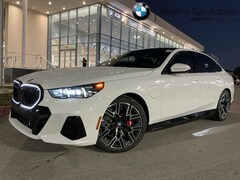 2026 BMW 550e xDrive Sedan