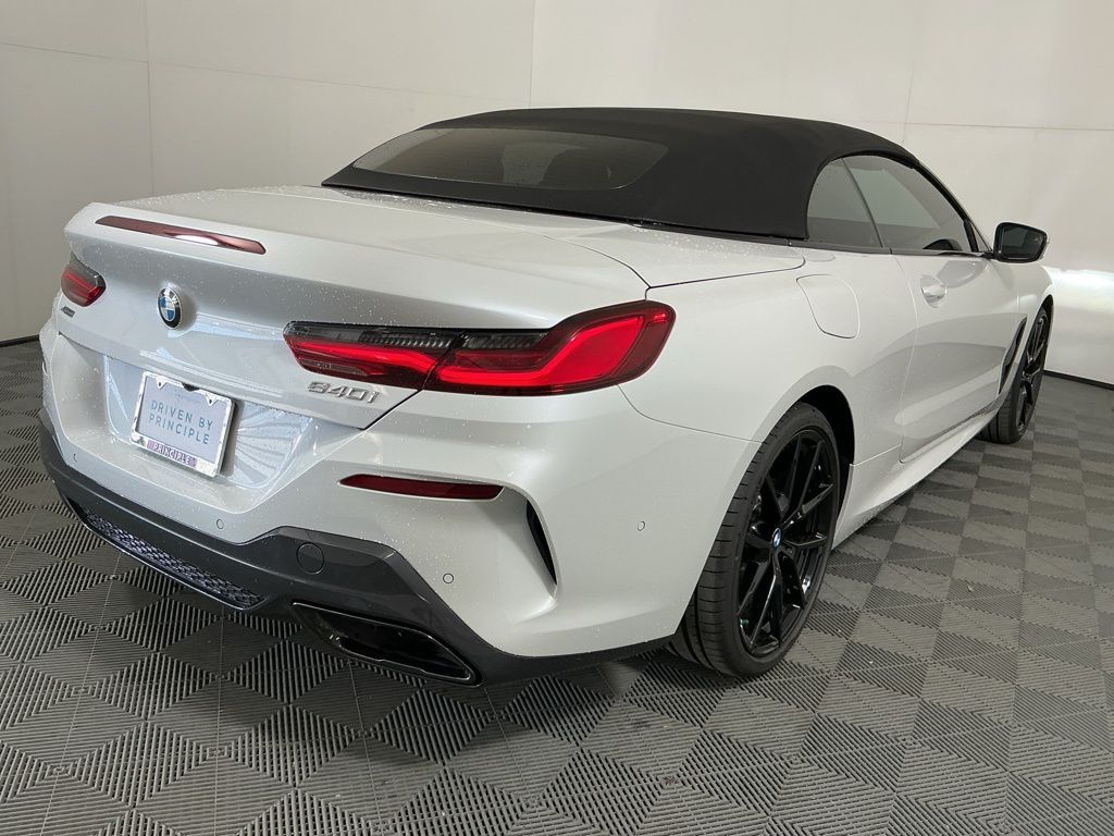 2026 BMW 8 Series 840i - Photo 30