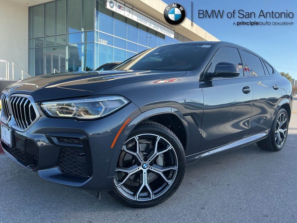 2022 BMW X6 SUV 