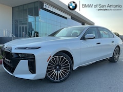 2026 BMW 740i xDrive Sedan