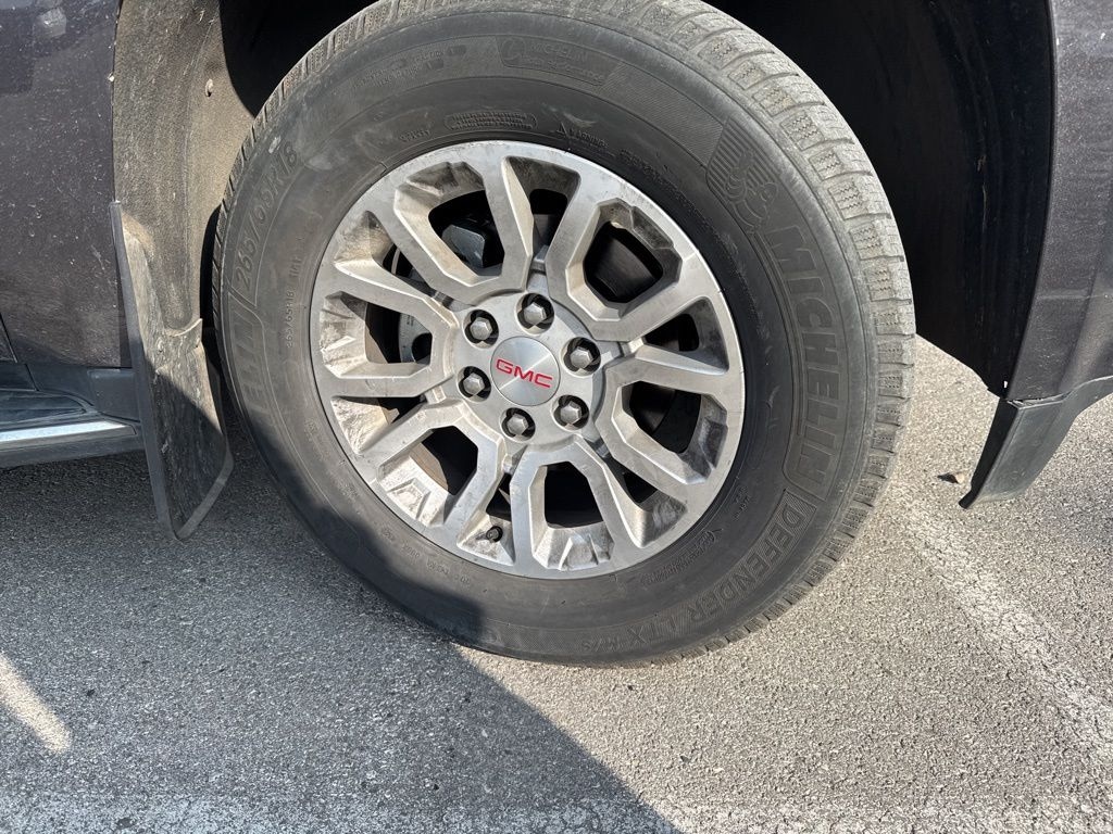 Used 2017 GMC Yukon XL SLT SUV