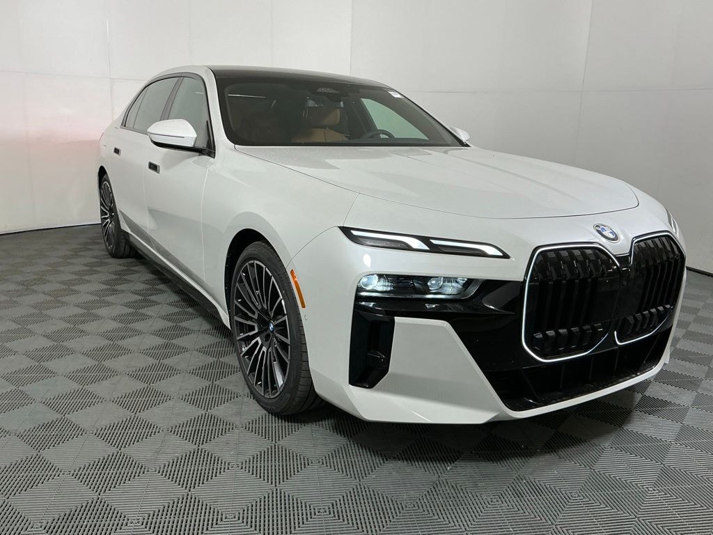 New 2026 BMW 740i Sedan