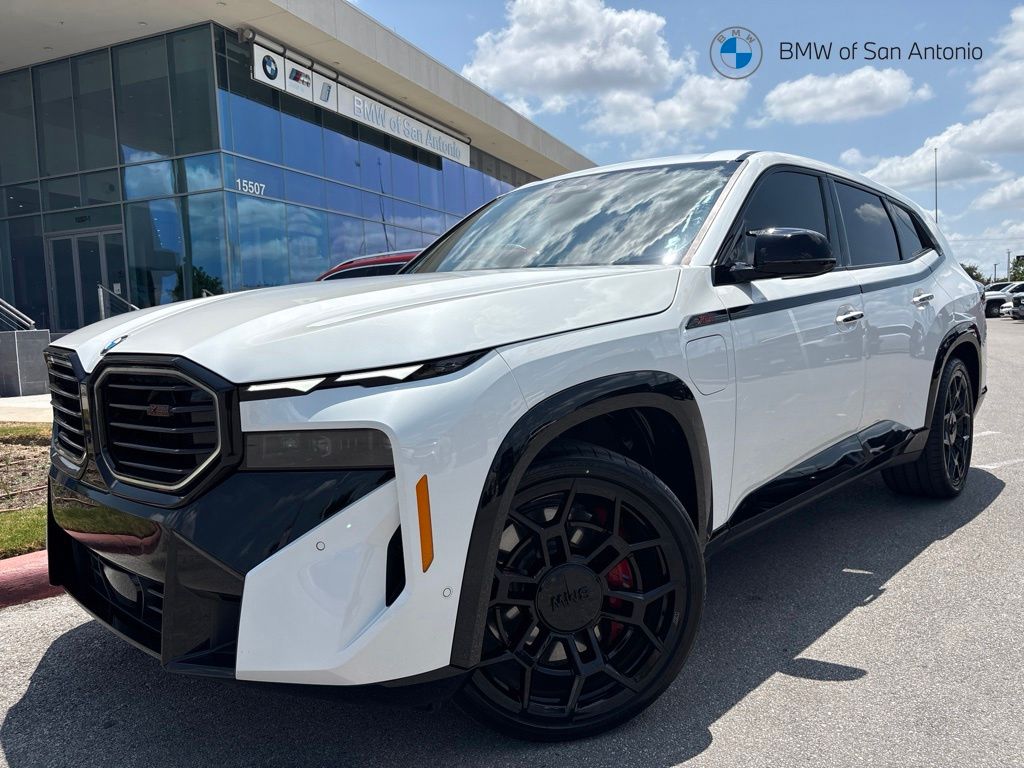 2026 BMW XM