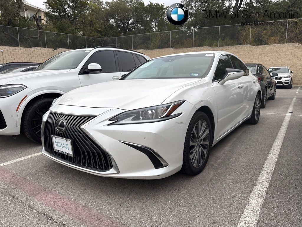 Used 2020 Lexus ES 350 Sedan