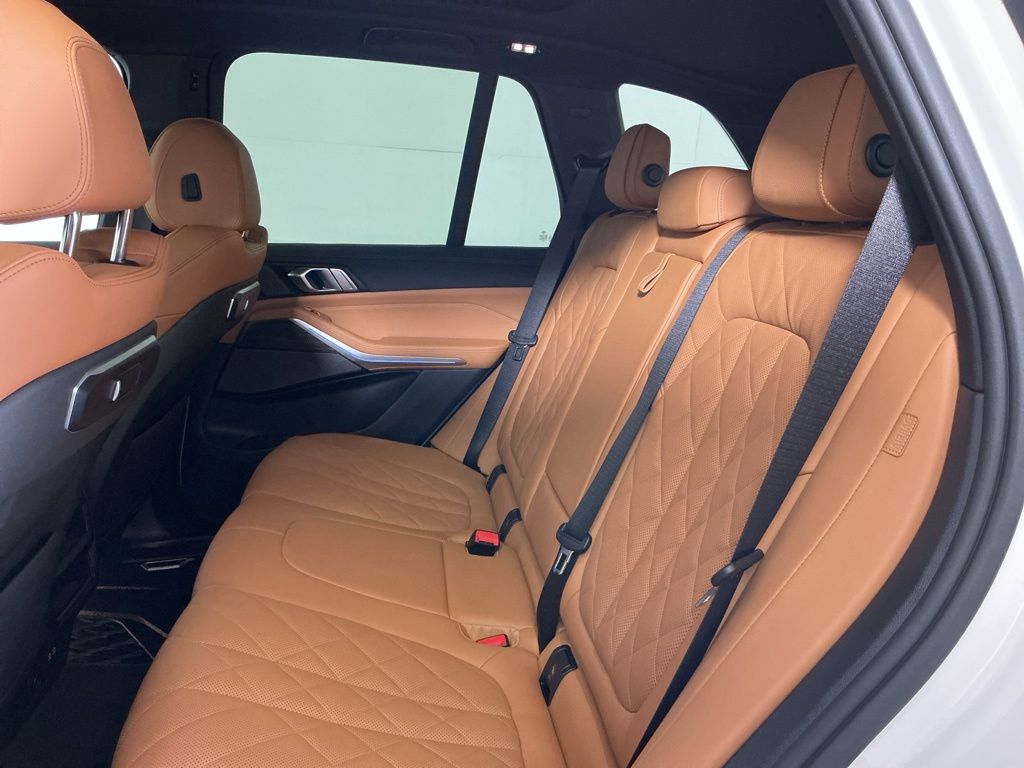 2026 BMW X5 50e - Photo 12