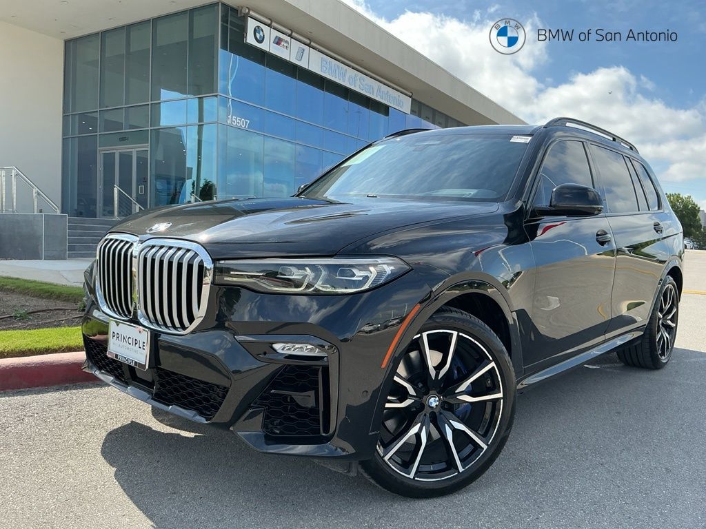 2019 BMW X7 xDrive50i's photo