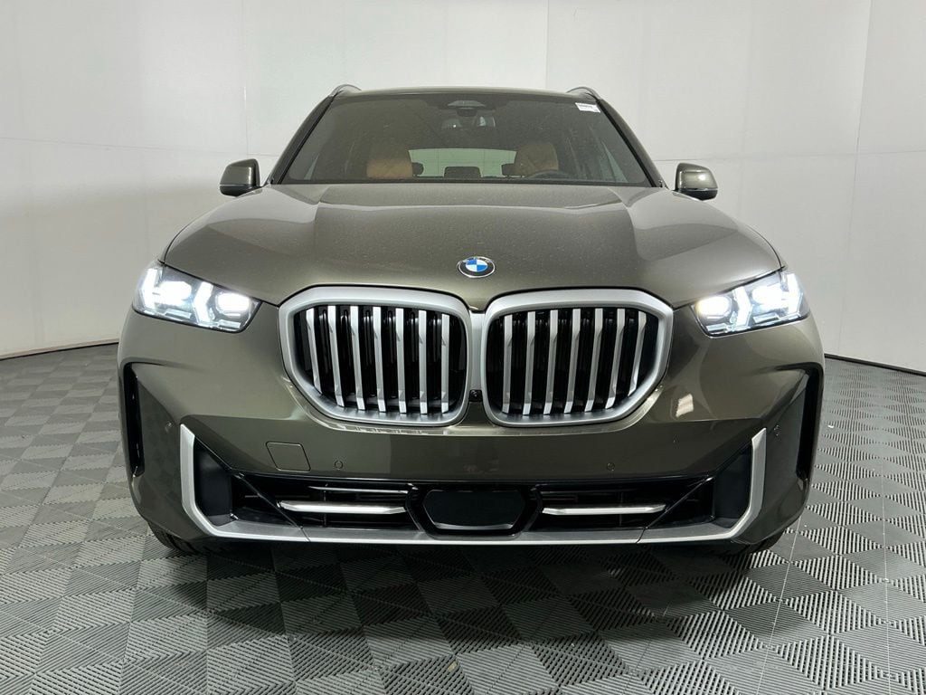New 2026 BMW X5 sDrive40i SUV