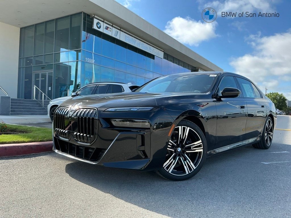 New 2026 BMW 760i xDrive Sedan