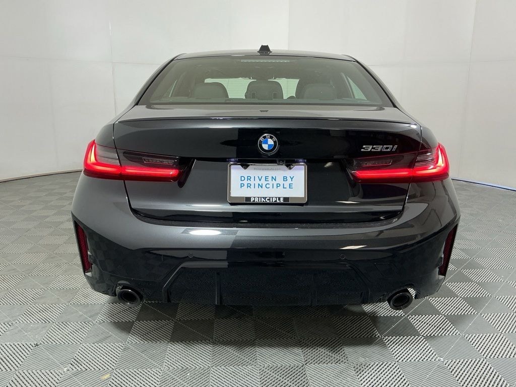 New 2026 BMW 330i Sedan