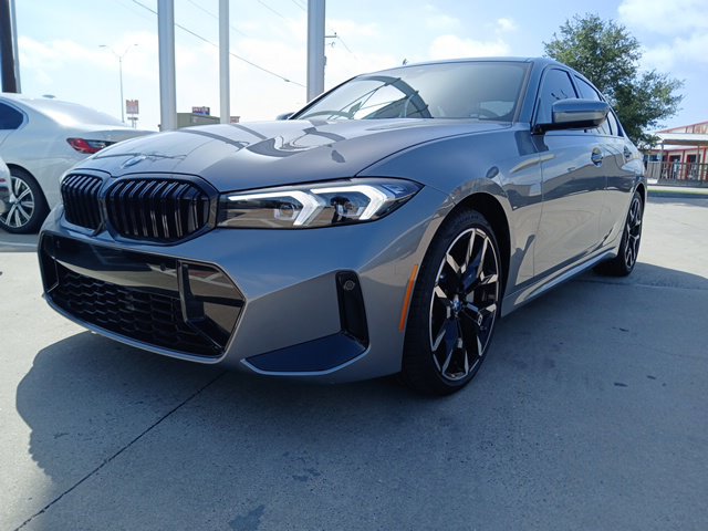 New 2026 BMW 330i Sedan