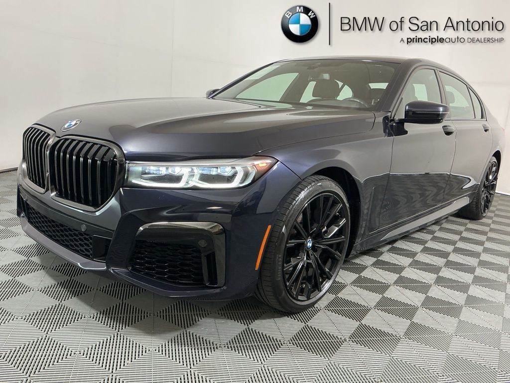 2021 BMW 7 Series 740i's photo
