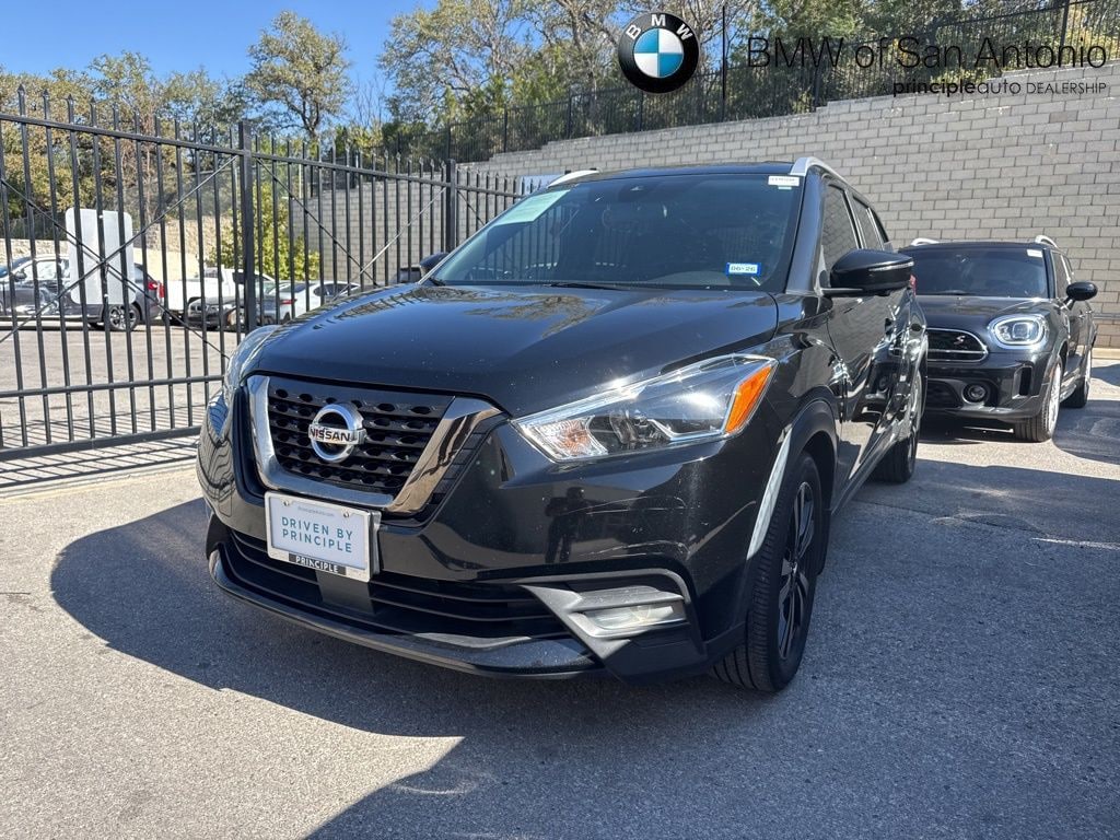 Used 2020 Nissan Kicks SR SUV