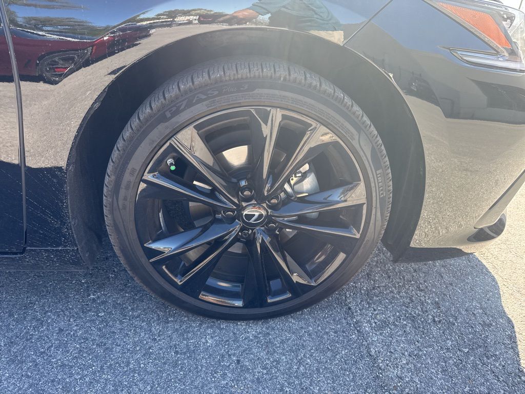 2023 Lexus ES 350 F SPORT photo 3