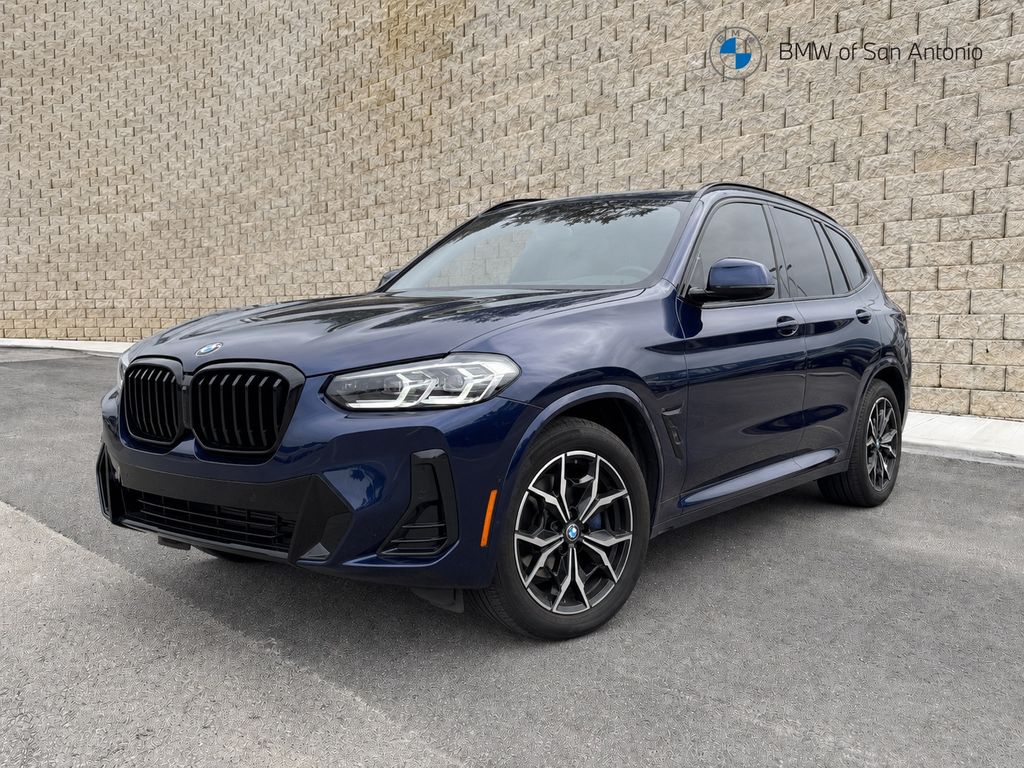 2022 BMW X3 xDrive30i's photo