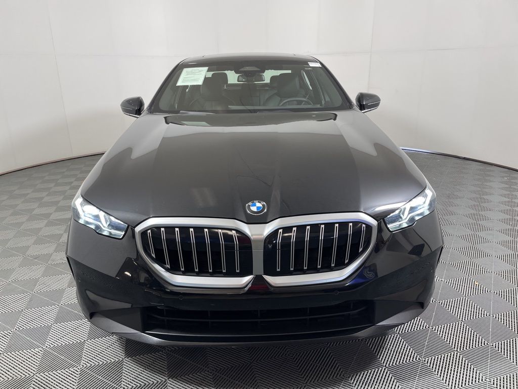 2024 Bmw 530i photo 3