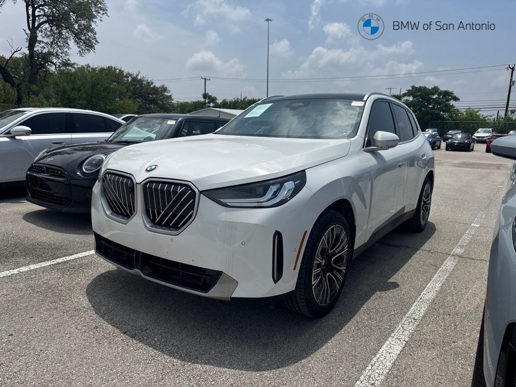 2025 BMW X3 30 XDRIVE's photo