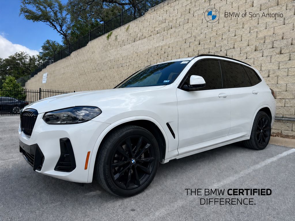 2023 BMW X3 sDrive30i's photo
