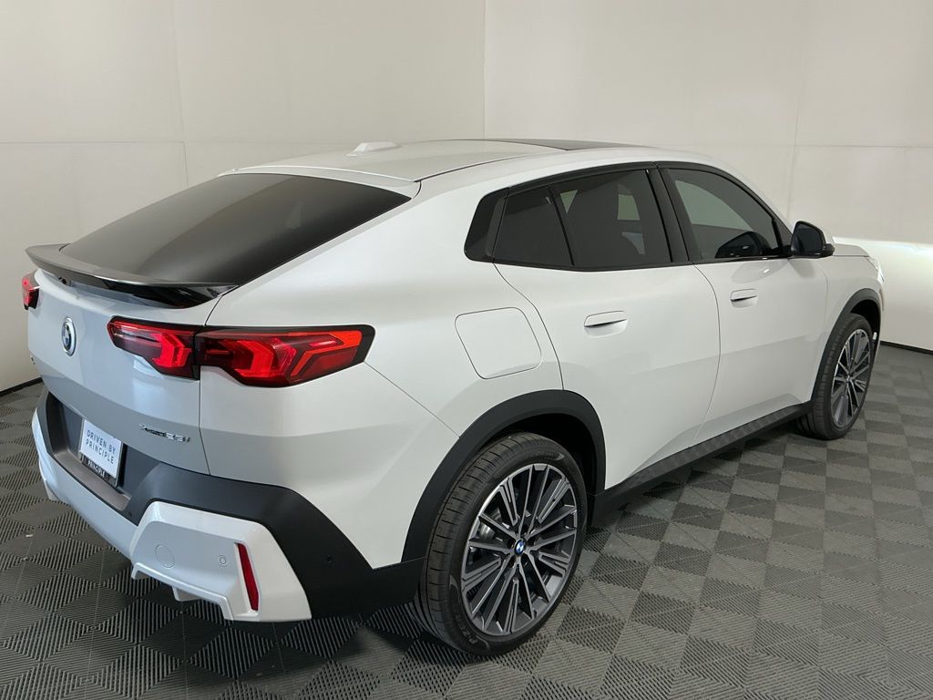 2026 Bmw X2 xDrive28i photo 4