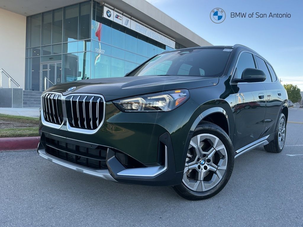 2025 BMW X1 xDrive28i's photo