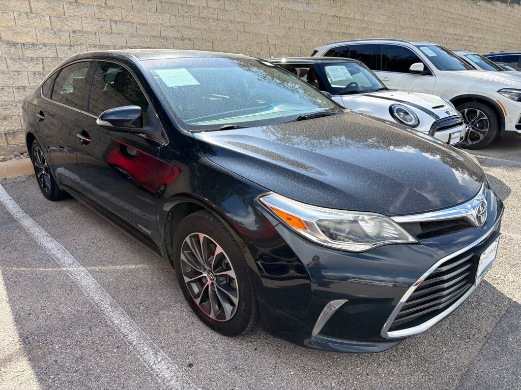 Used 2016 Toyota Avalon Hybrid XLE Premium Sedan