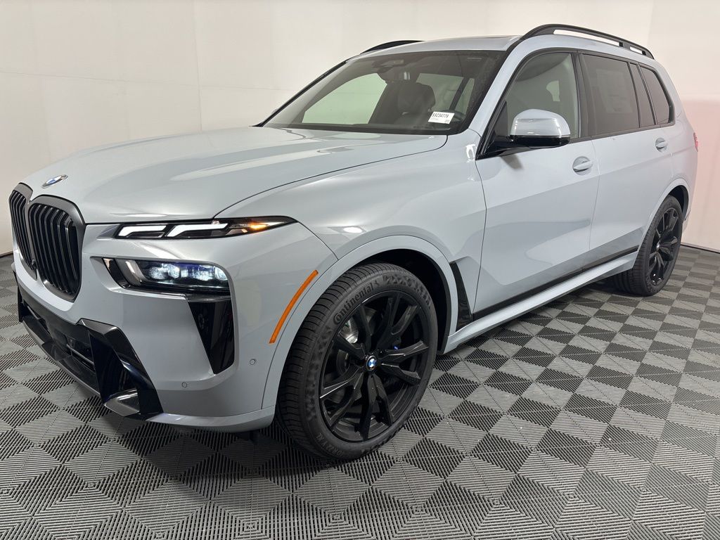 Used 2025 BMW X7 40i with VIN 5UX23EM06S9Z34779 for sale in San Antonio, TX
