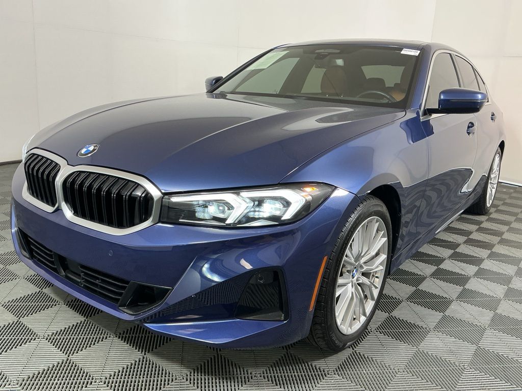 2024 Bmw 330i Sedan photo 2