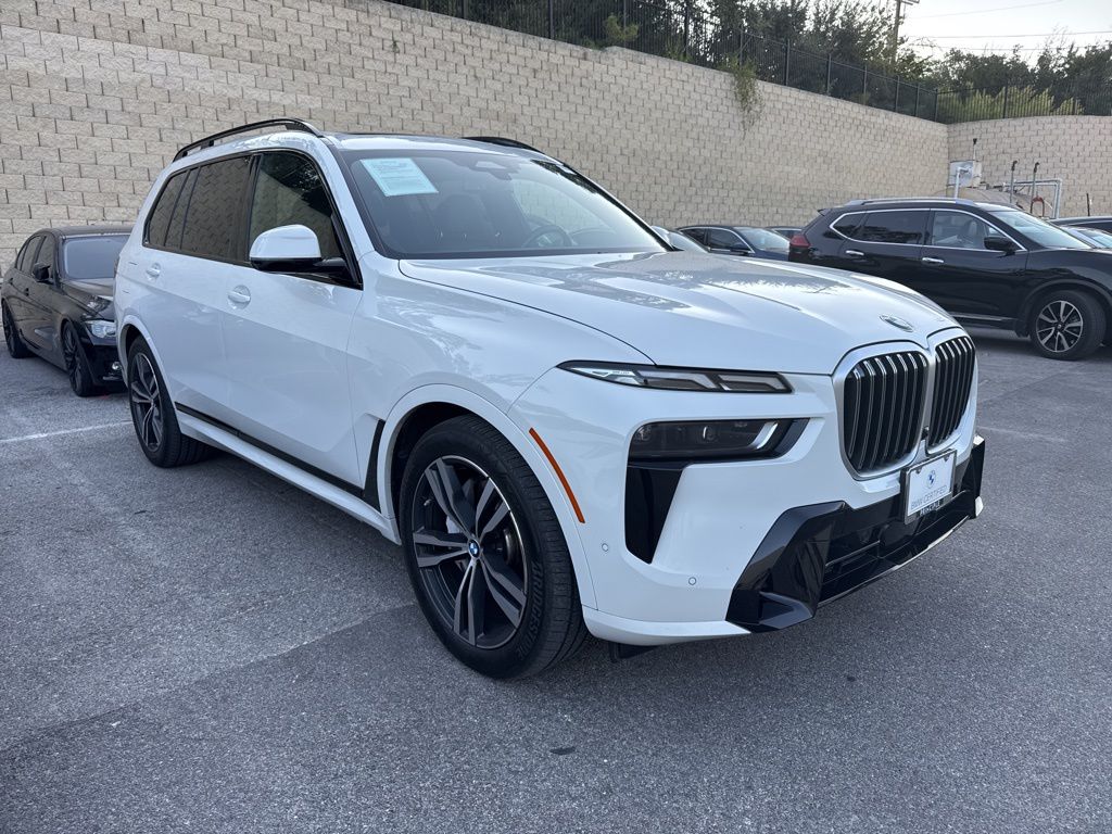 2023 Bmw X7 xDrive40i photo 2