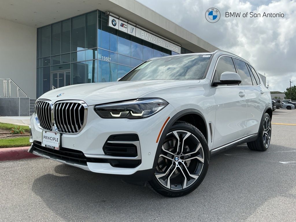 2023 BMW X5 sDrive40i's photo