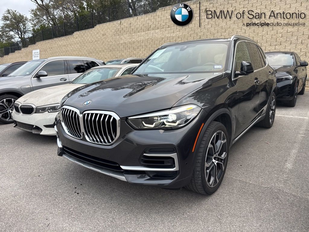2023 BMW X5 40i's photo