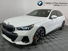 2026 BMW 550e xDrive Sedan