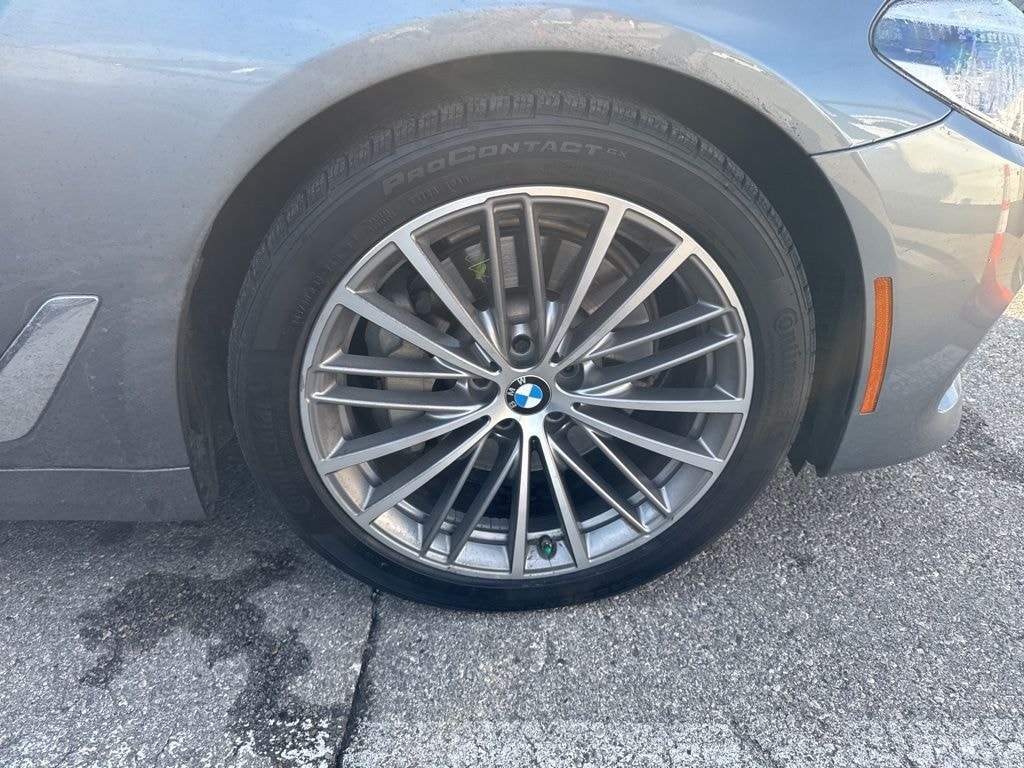 Used 2019 BMW 530i  Sedan