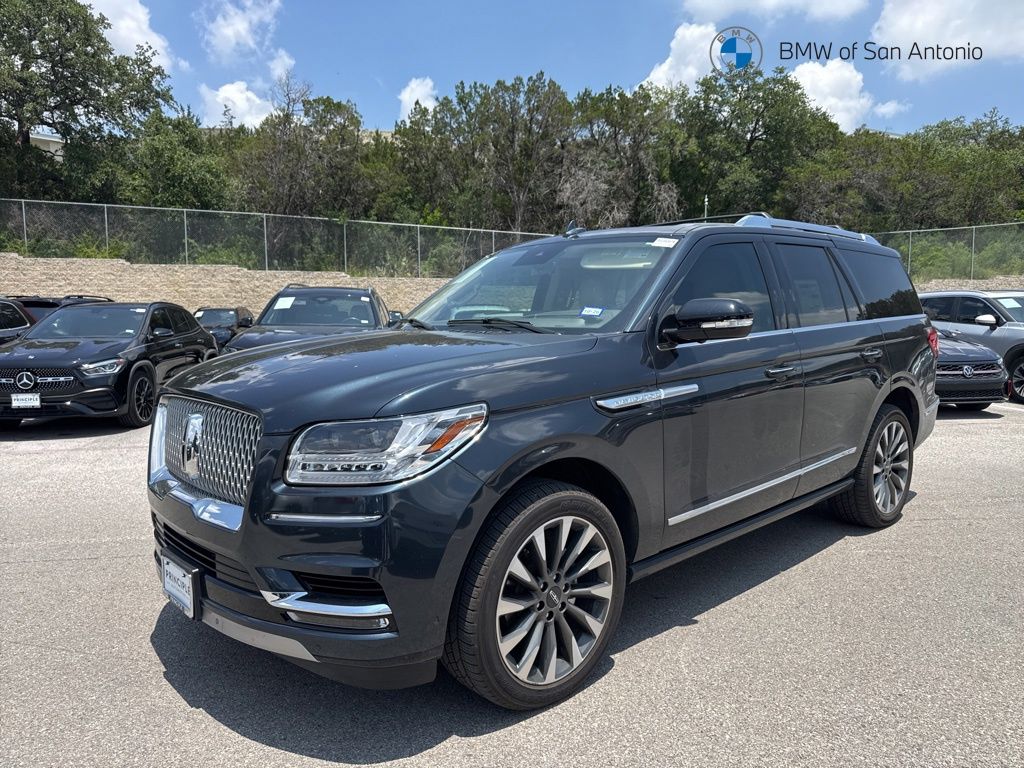 2021 Lincoln Navigator Reserve's photo