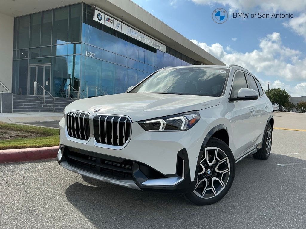 New 2026 BMW X1 xDrive28i