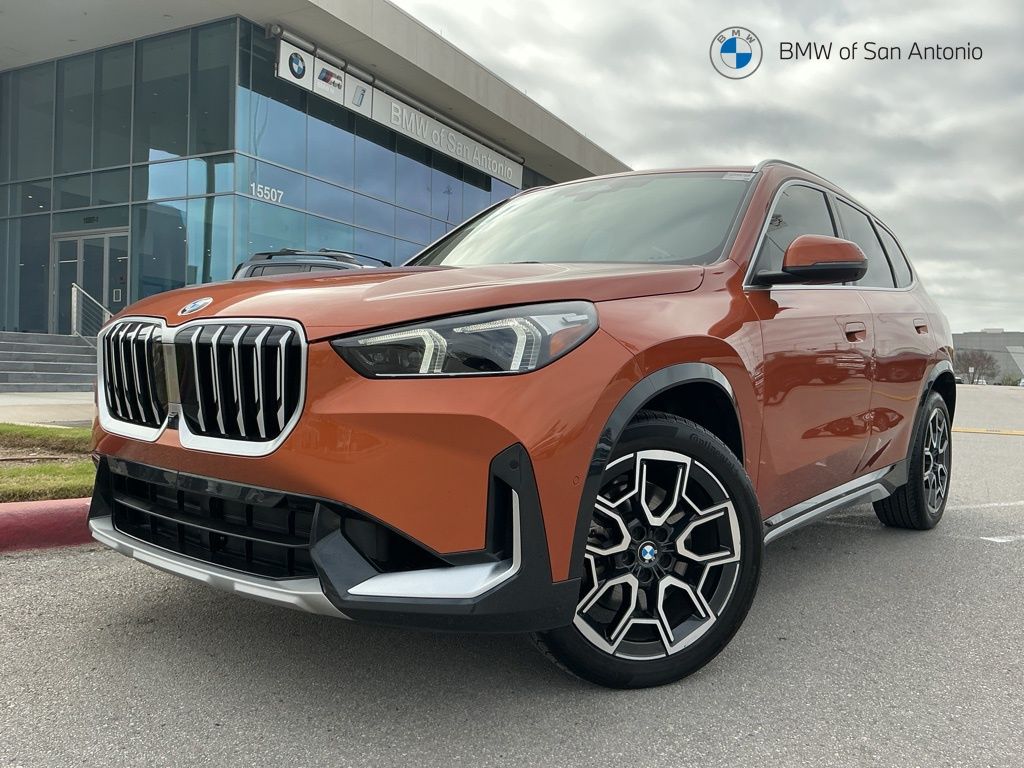 2025 BMW X1 xDrive28i's photo