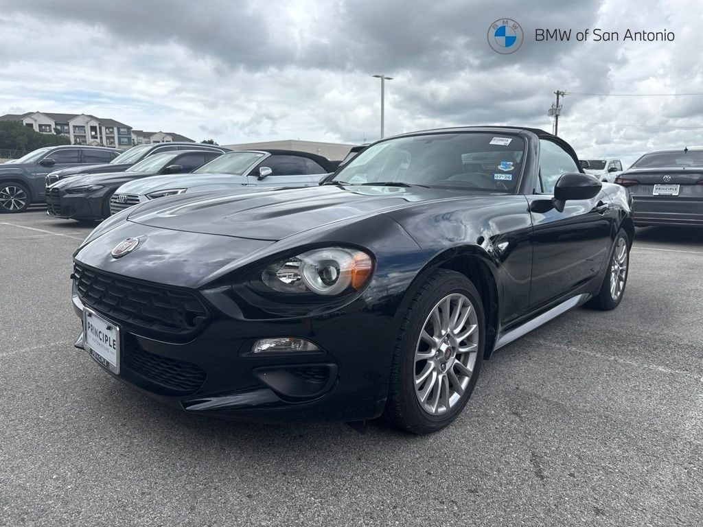 Used 2018 FIAT 124 Spider Classica Convertible