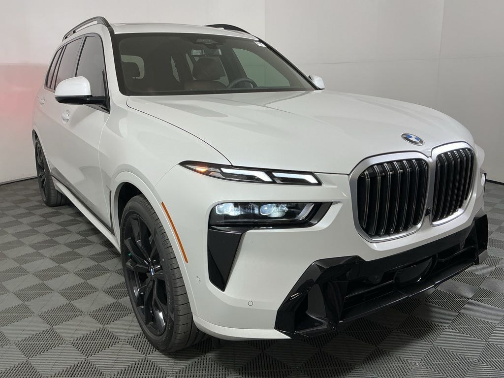 New 2026 BMW X7 xDrive40i SUV