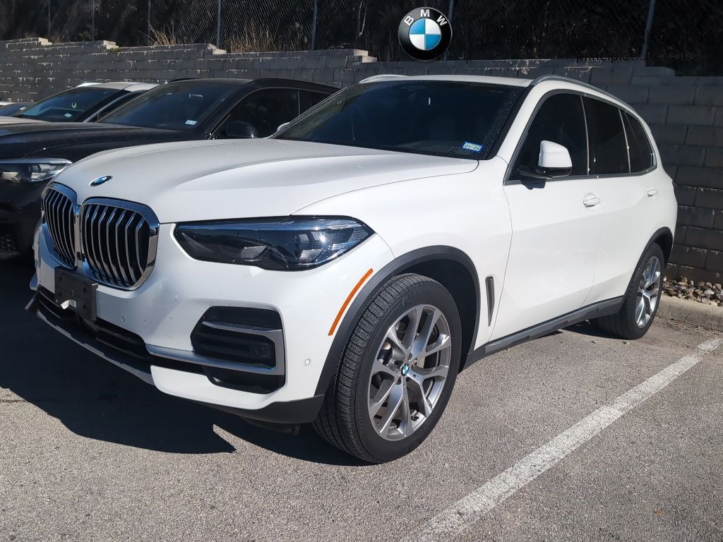 2023 BMW X5 40i's photo