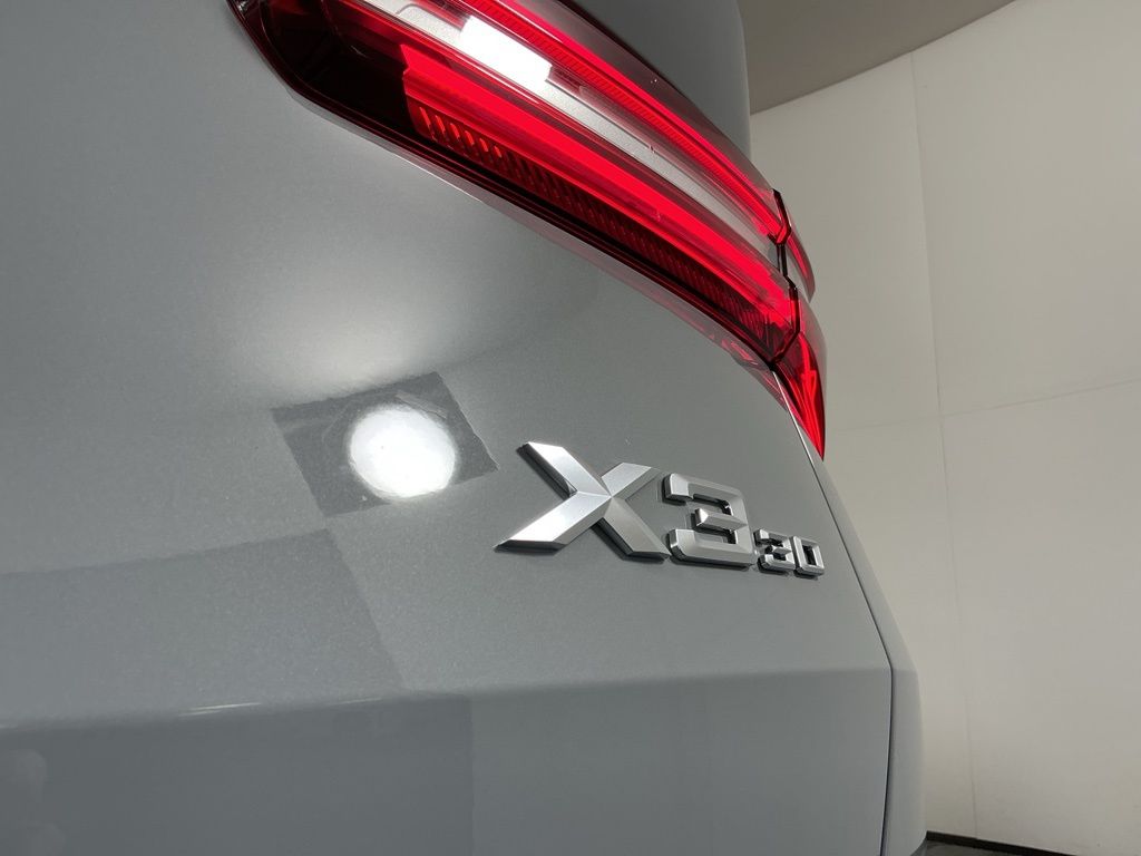 2026 BMW X3 30 - Photo 7