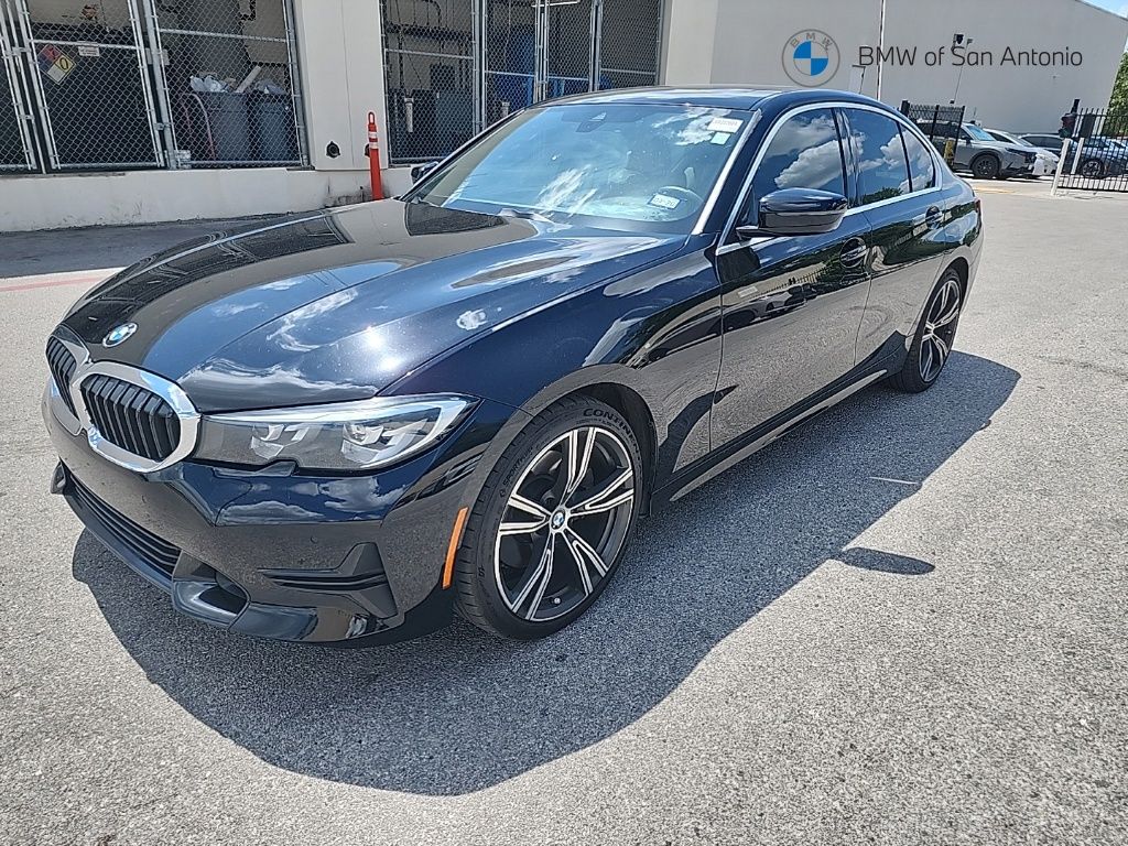 2020 BMW 3 Series 330i Sedan's photo
