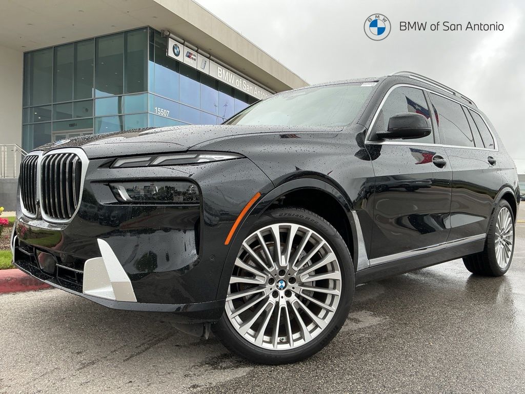 2025 BMW X7 xDrive40i's photo