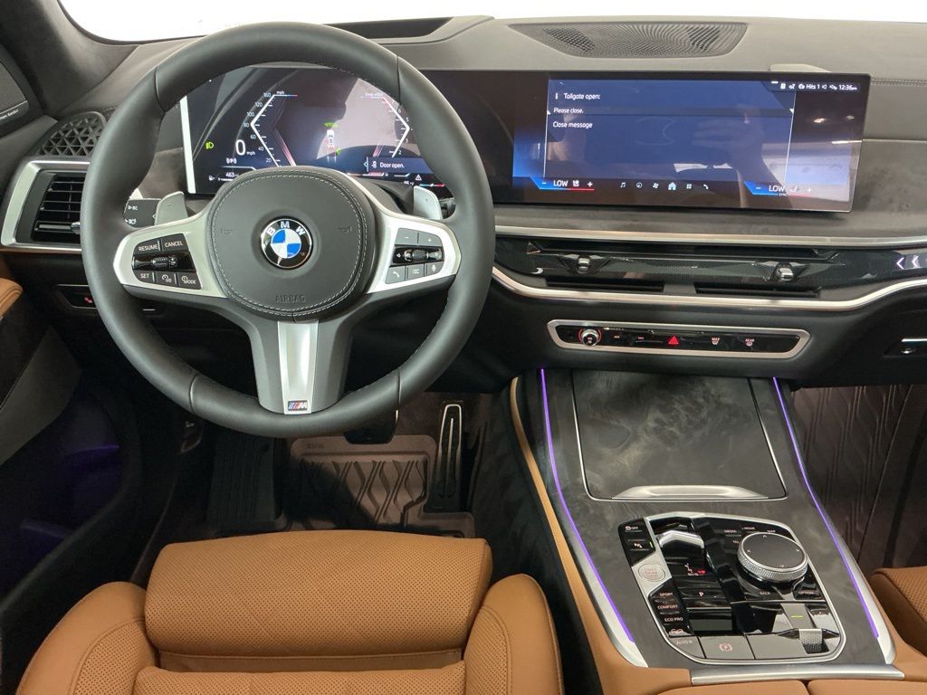 2026 BMW X7 40i - Photo 14