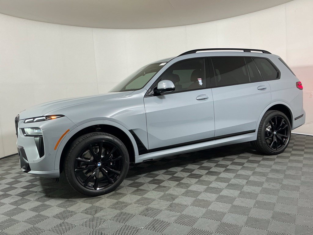 New 2027 BMW X7 xDrive40i SUV