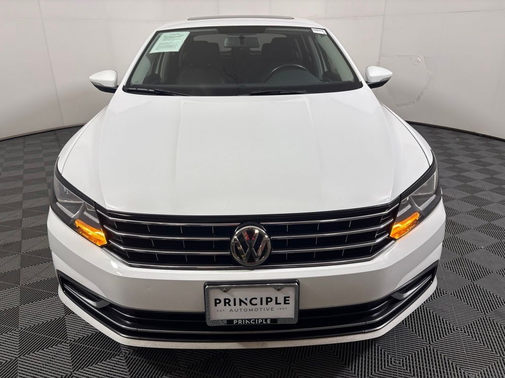 Used 2018 Volkswagen Passat 2.0T SE Sedan