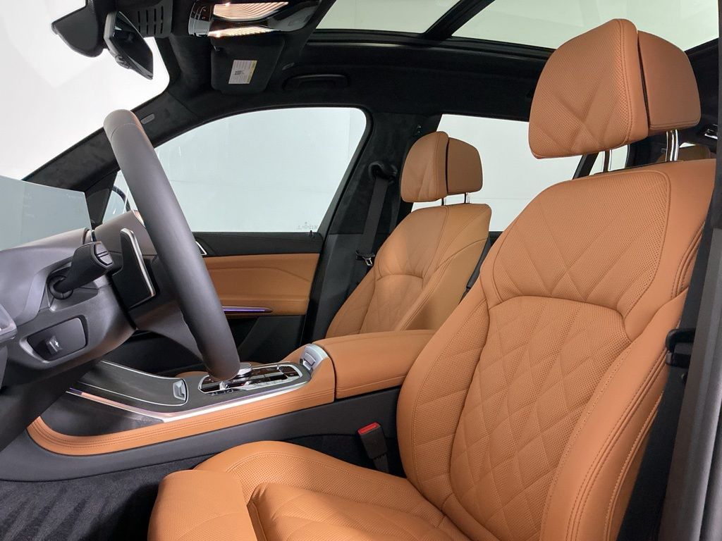 2026 BMW X7 40i - Photo 22