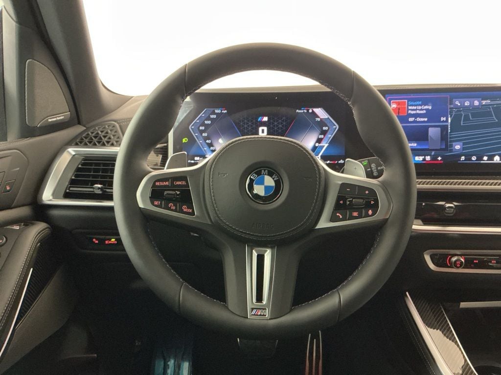 2026 BMW X5 M60i - Photo 16